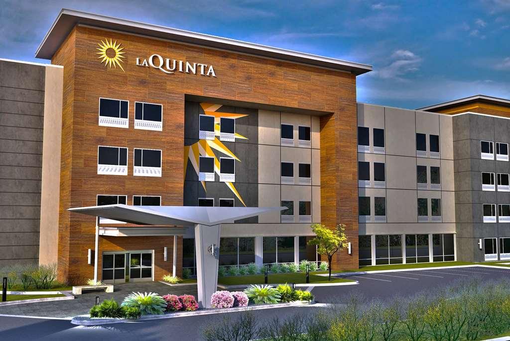 La Quinta Inn & Suites By Wyndham Лейк-Джордж Екстер'єр фото
